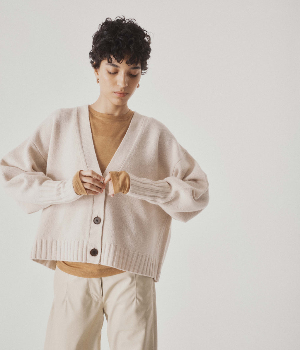 Balloon Sleeve Cardigan in Wheat – SAYAKA DAVIS NEW YORK