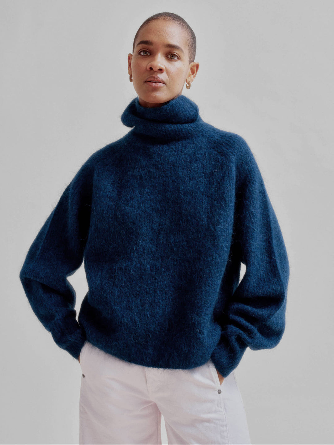 Mohair Highneck in Midnight Blue – SAYAKA DAVIS NEW YORK