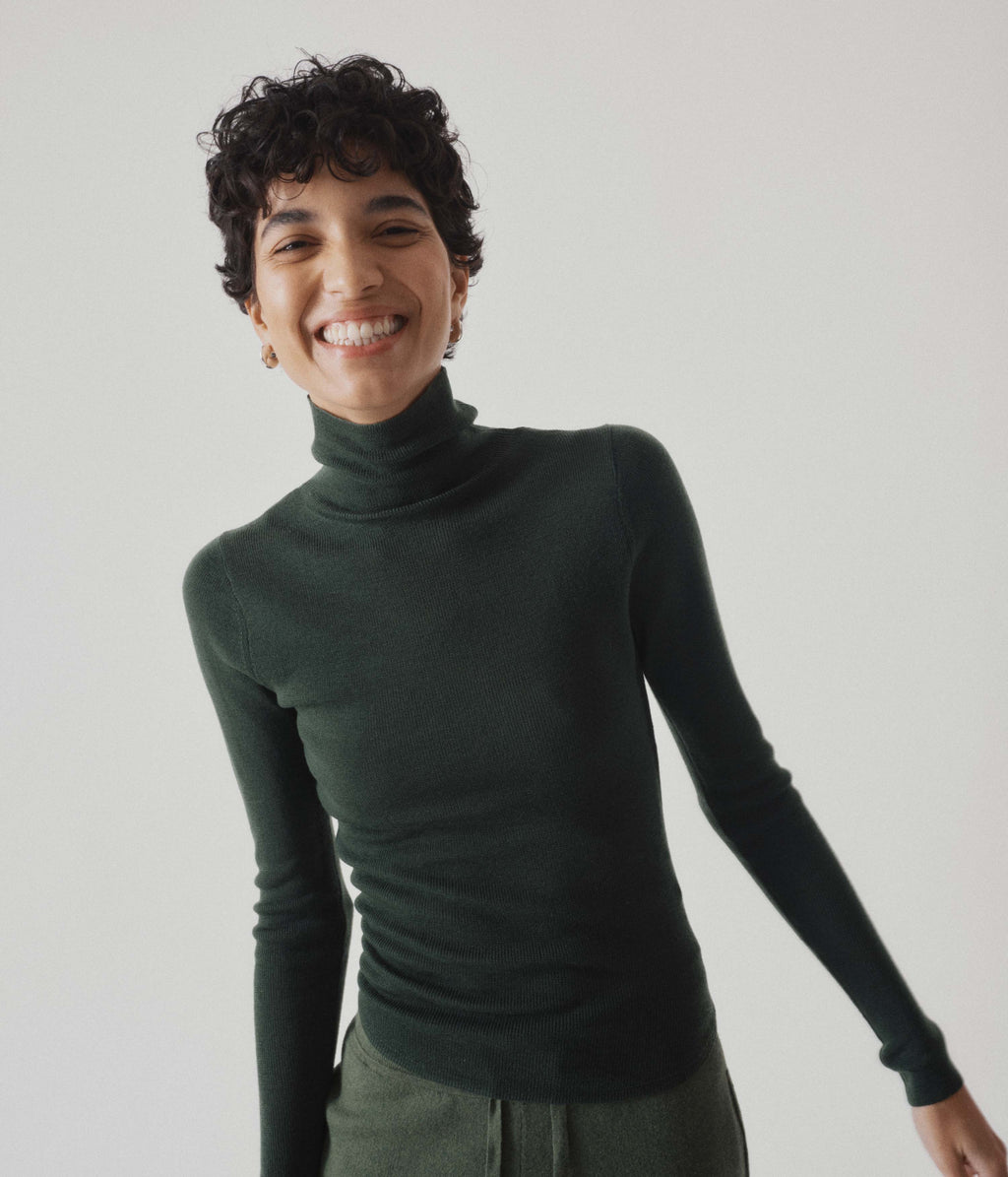 Ribbed Highneck in Pine – SAYAKA DAVIS NEW YORK